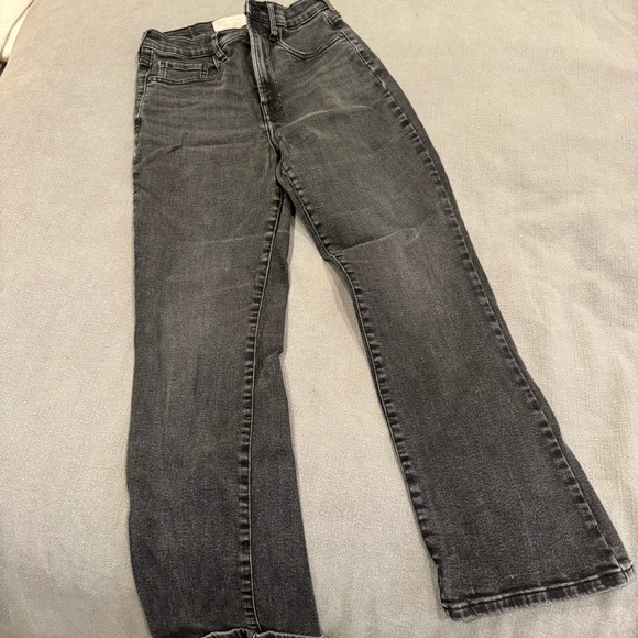 Everlane Authentic Stretch Skinny Bootcut Jeans in Washed Black - Picture 3 of 4